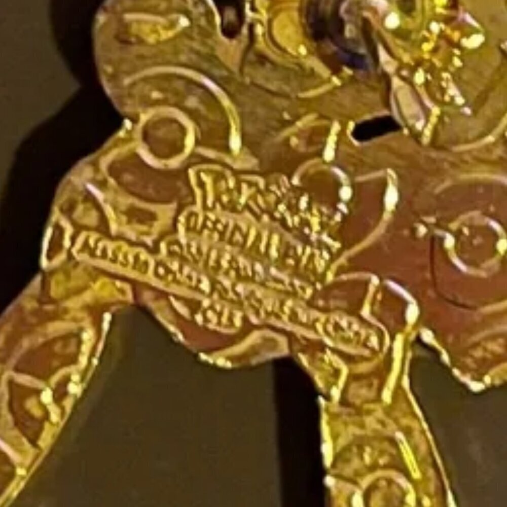 Nintendo Pokemon Mewtwo Collector Pin - Picture 5 of 7